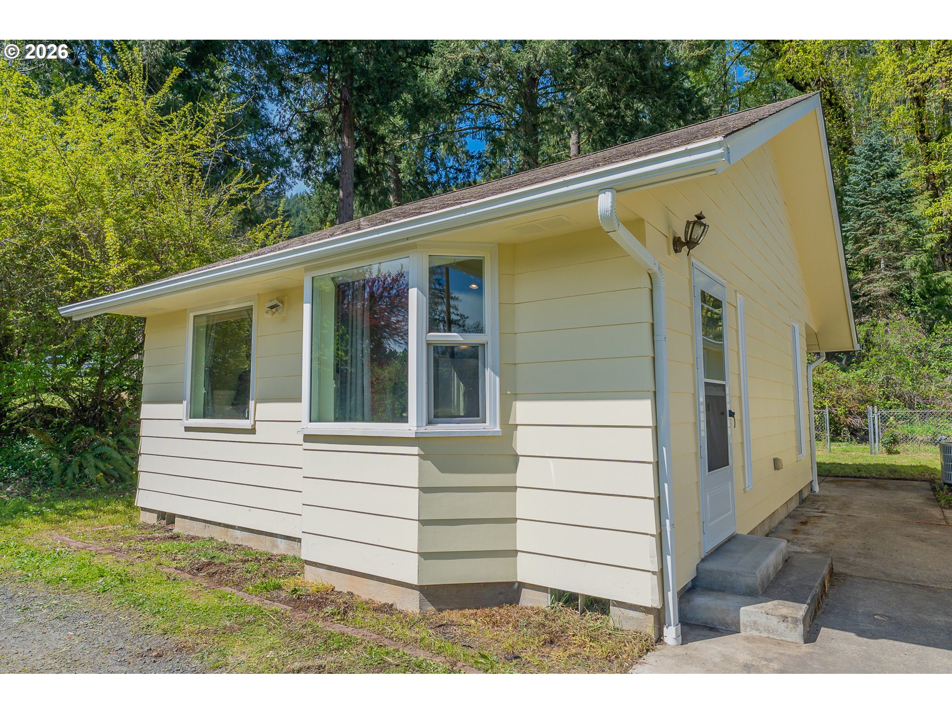 35271 MCKENZIE VIEW DR