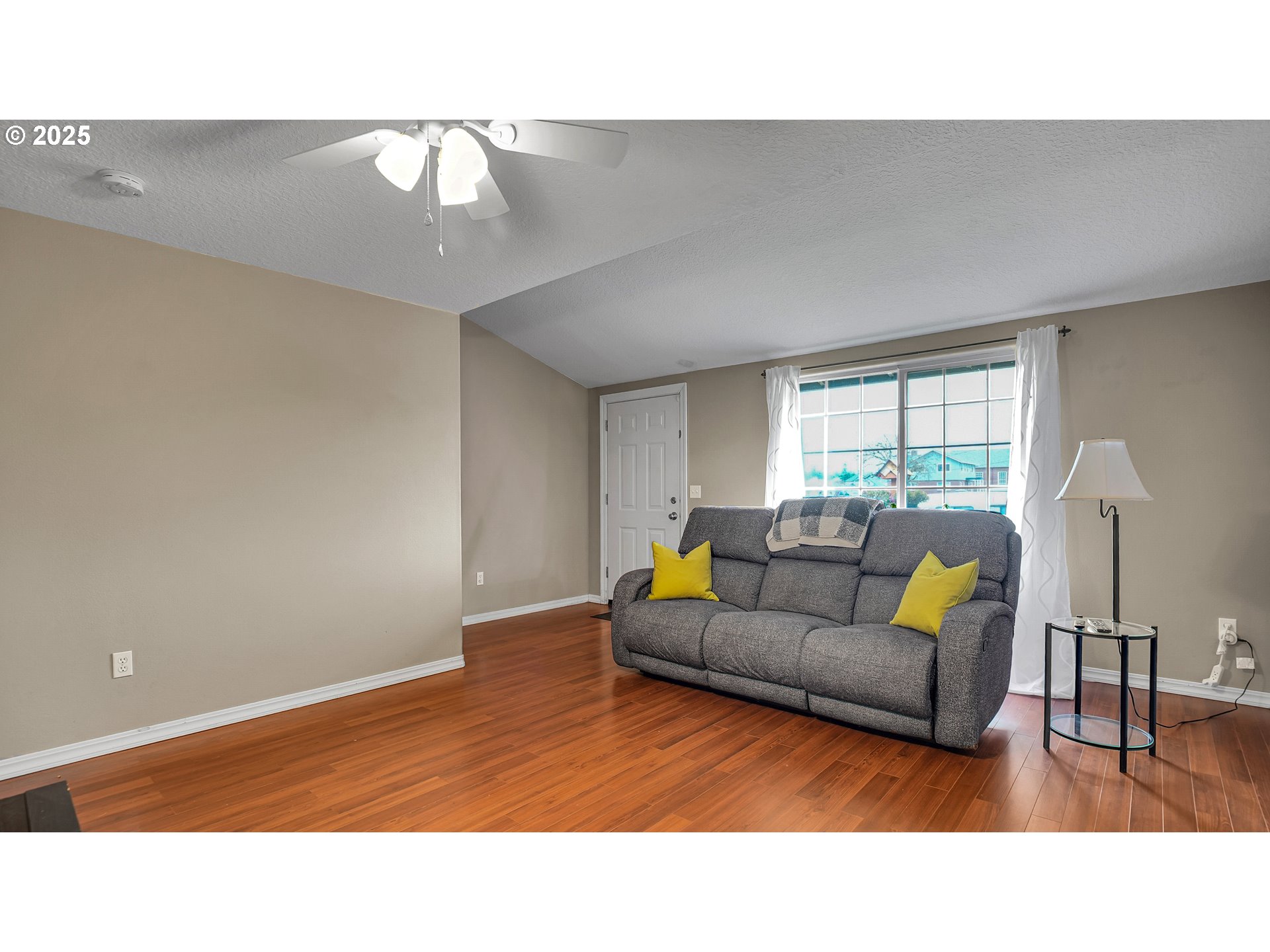 33410 SW MEADOWBROOK DR