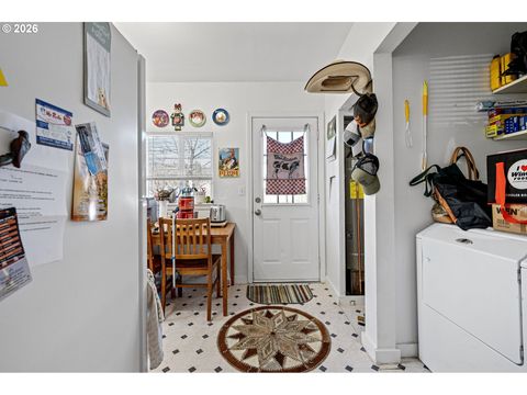 Tiny photo for 76317 Klohn Rd, Oakridge, OR 97463 (MLS # 726440467)