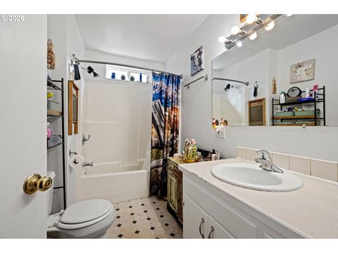 Tiny photo for 76317 Klohn Rd, Oakridge, OR 97463 (MLS # 726440467)