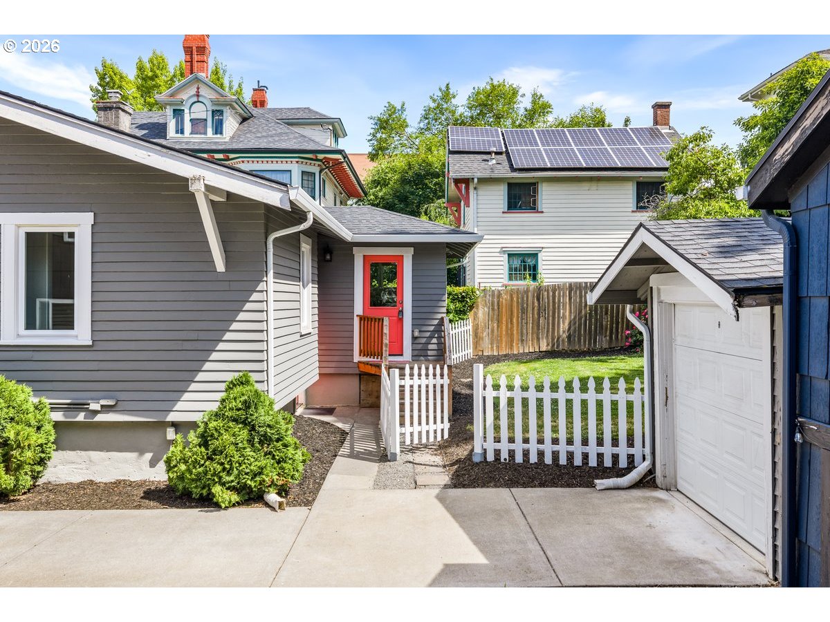 1536 SE 21ST AVE