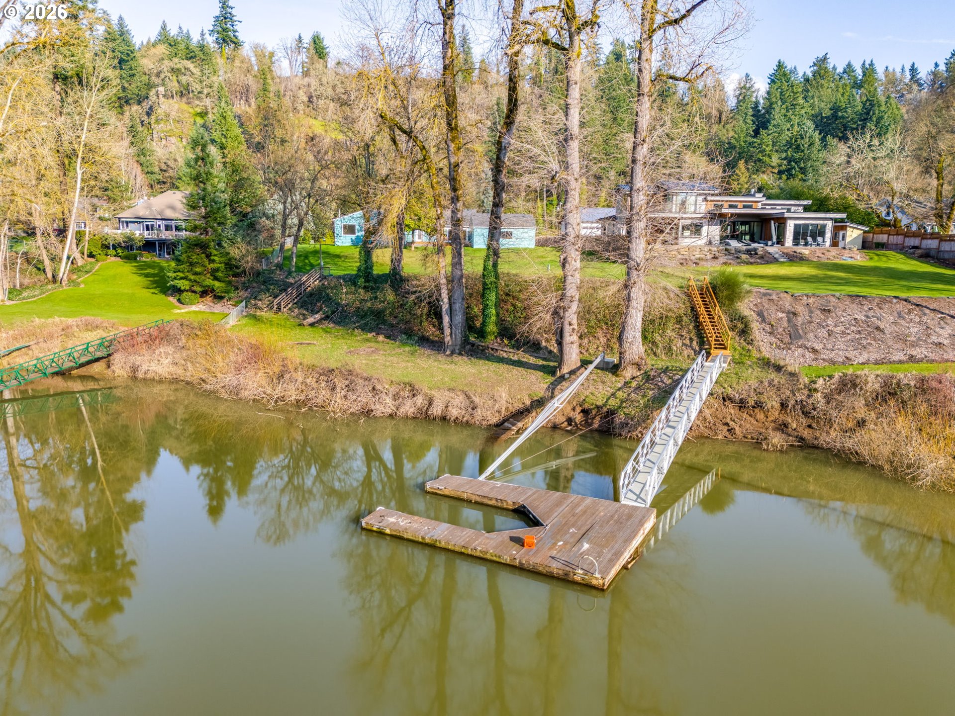 21075 S HIGHWAY 99E