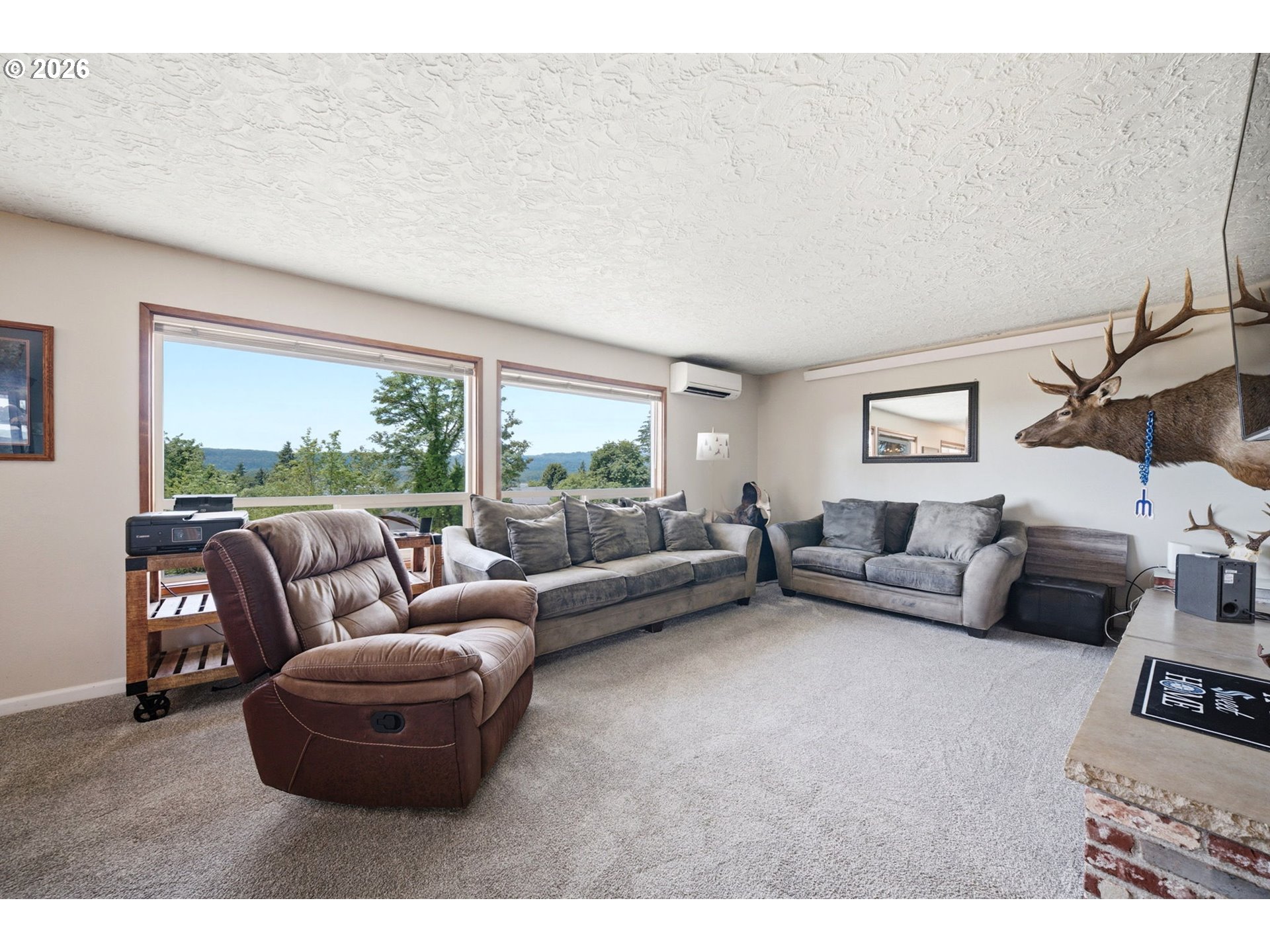 80 SUMMIT DR