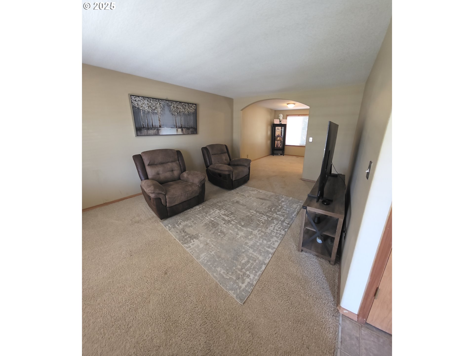 300 NW 12TH ST