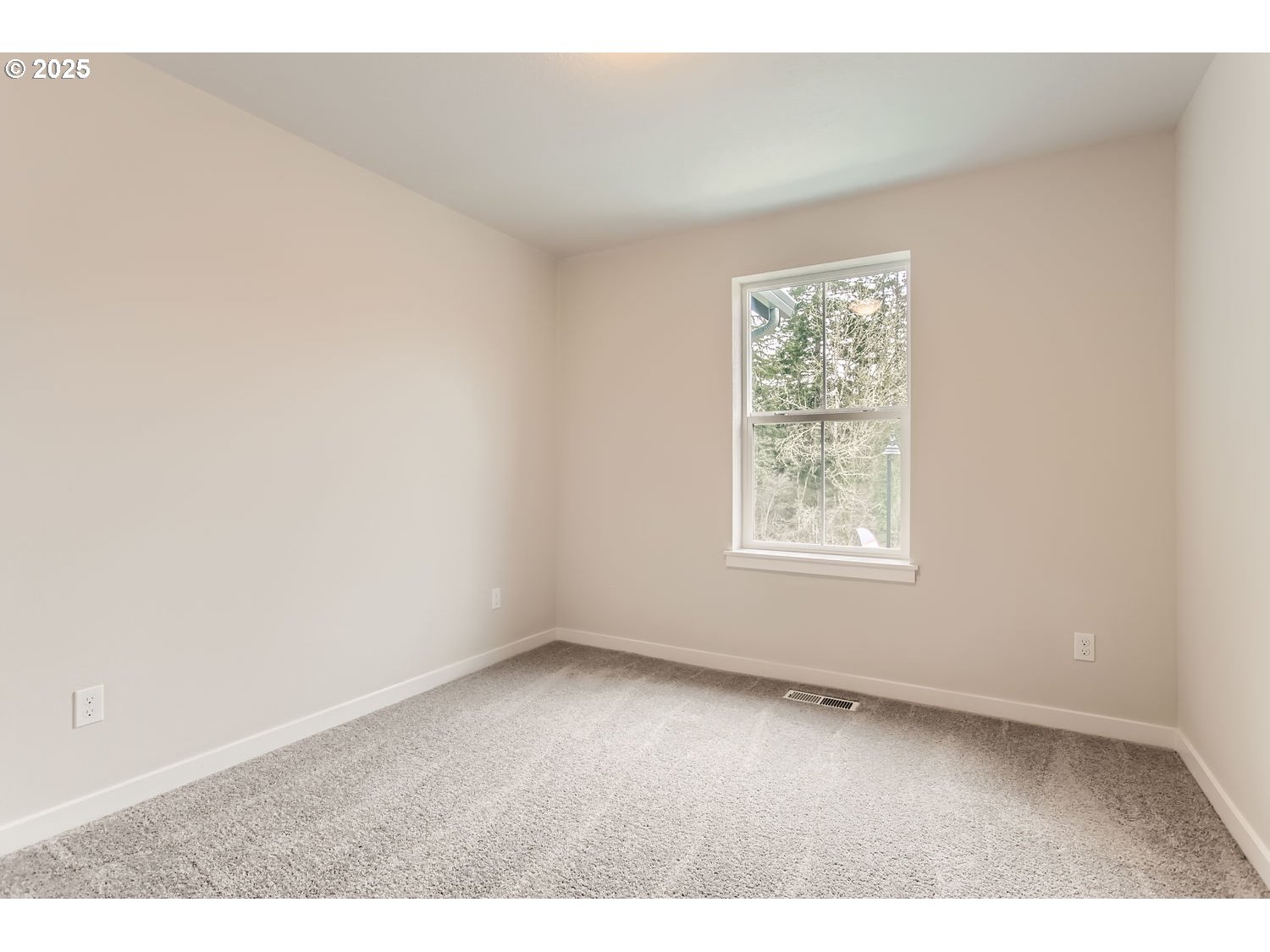 Sherwood, Oregon 97140, United States, 5 Bedrooms Bedrooms, ,3 BathroomsBathrooms,Residential,Pending,20563