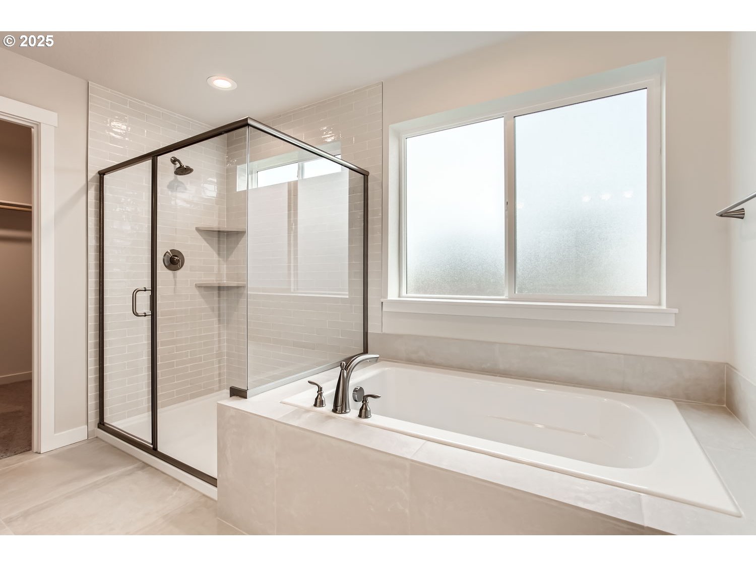 Sherwood, Oregon 97140, United States, 5 Bedrooms Bedrooms, ,3 BathroomsBathrooms,Residential,Pending,20563