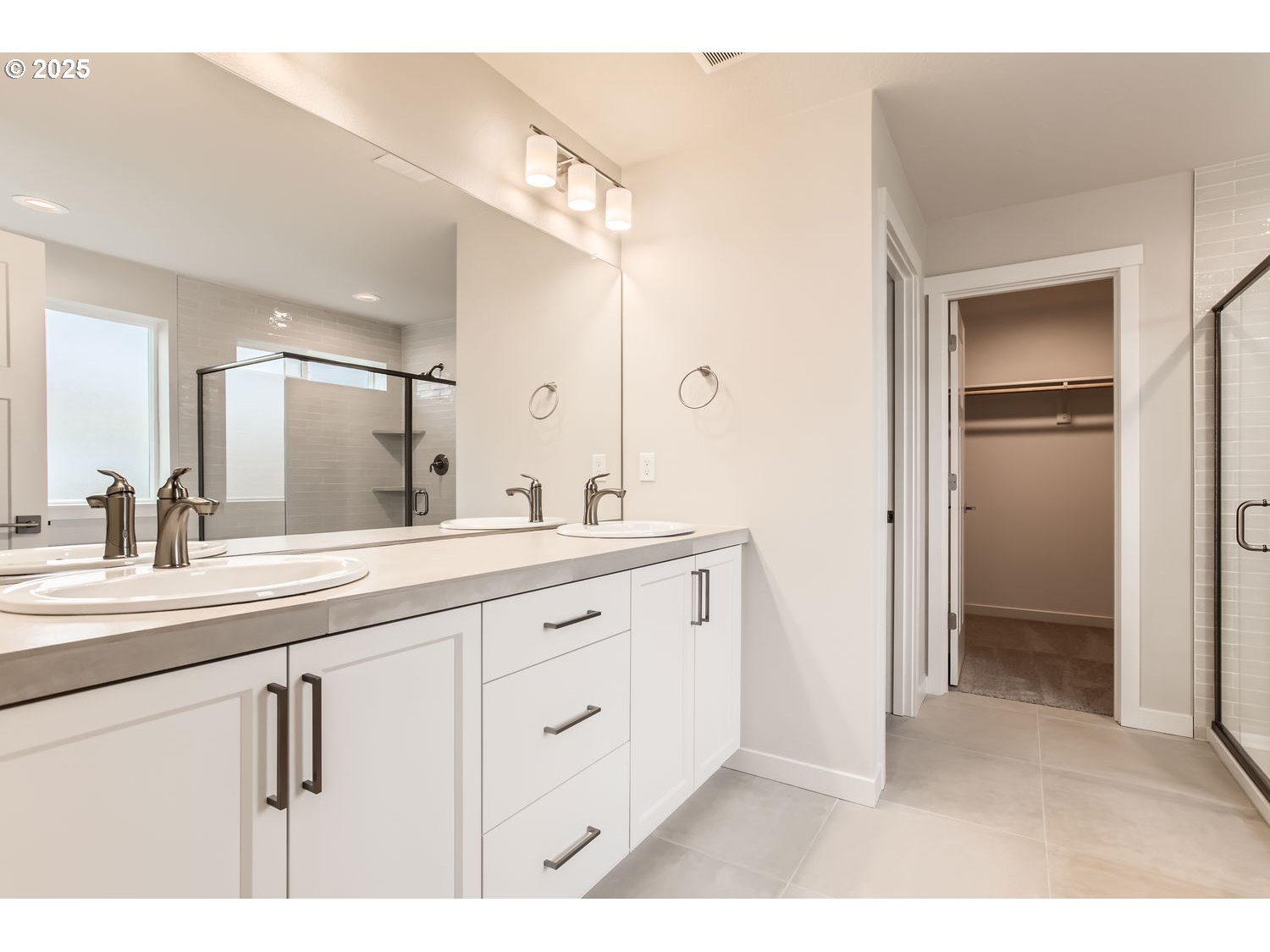 Sherwood, Oregon 97140, United States, 5 Bedrooms Bedrooms, ,3 BathroomsBathrooms,Residential,Pending,20563