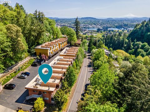 859 SW BROADWAY DR 41 Portland OR 97201