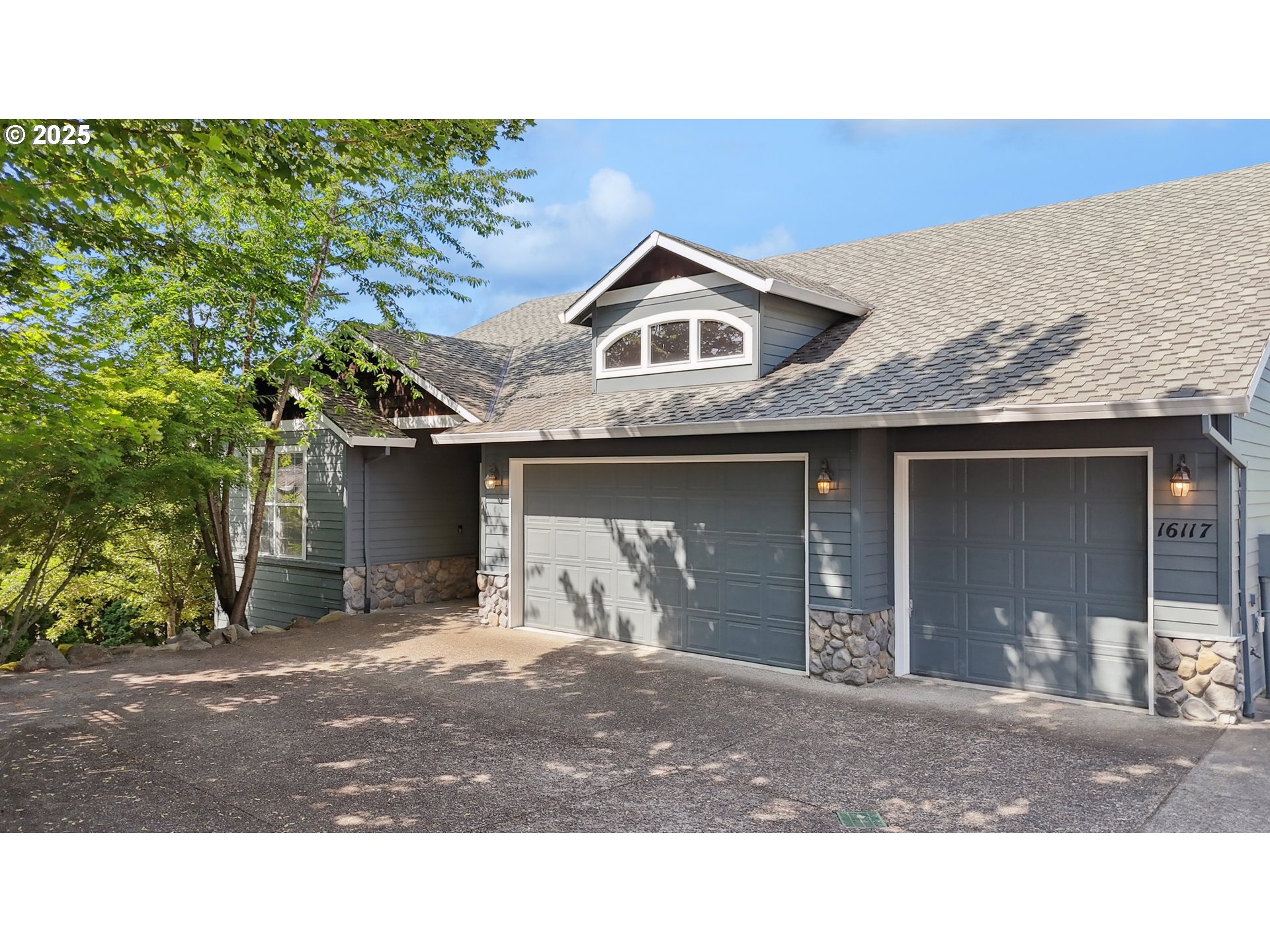16117 SE GOOSEHOLLOW DR