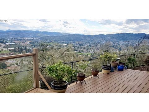 A home in Roseburg