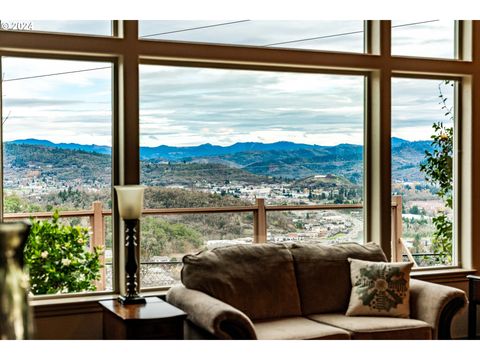 A home in Roseburg