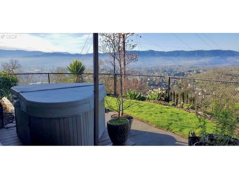 A home in Roseburg