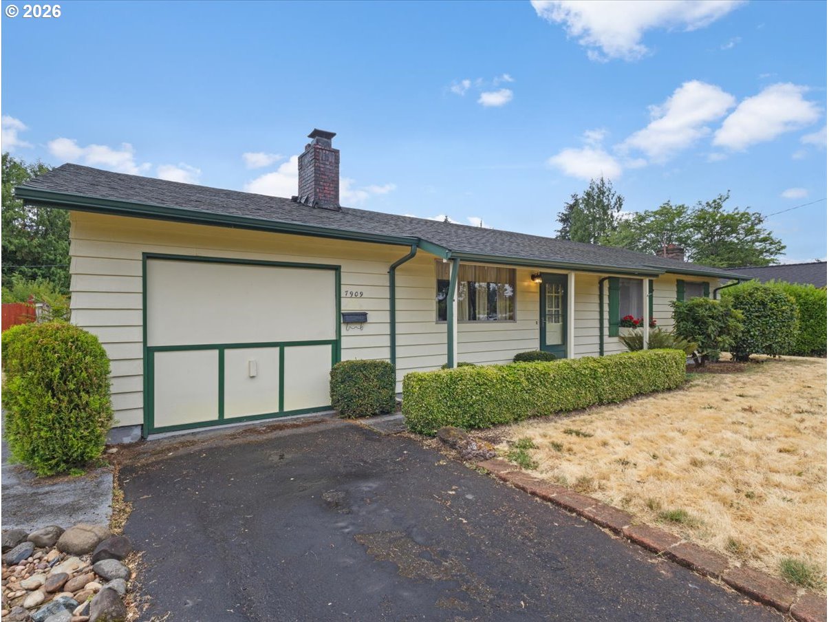 7909 MILL PLAIN CT
