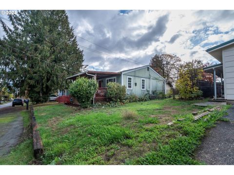 A home in Myrtle Creek