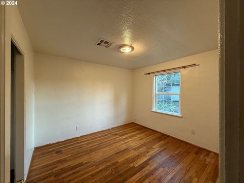 A home in Myrtle Creek