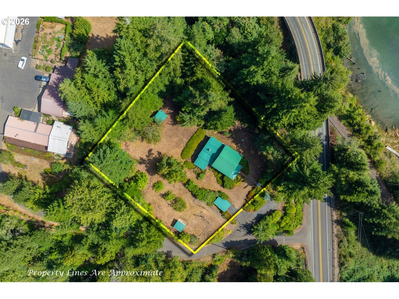 1120 LOWER SMITH RIVER RD