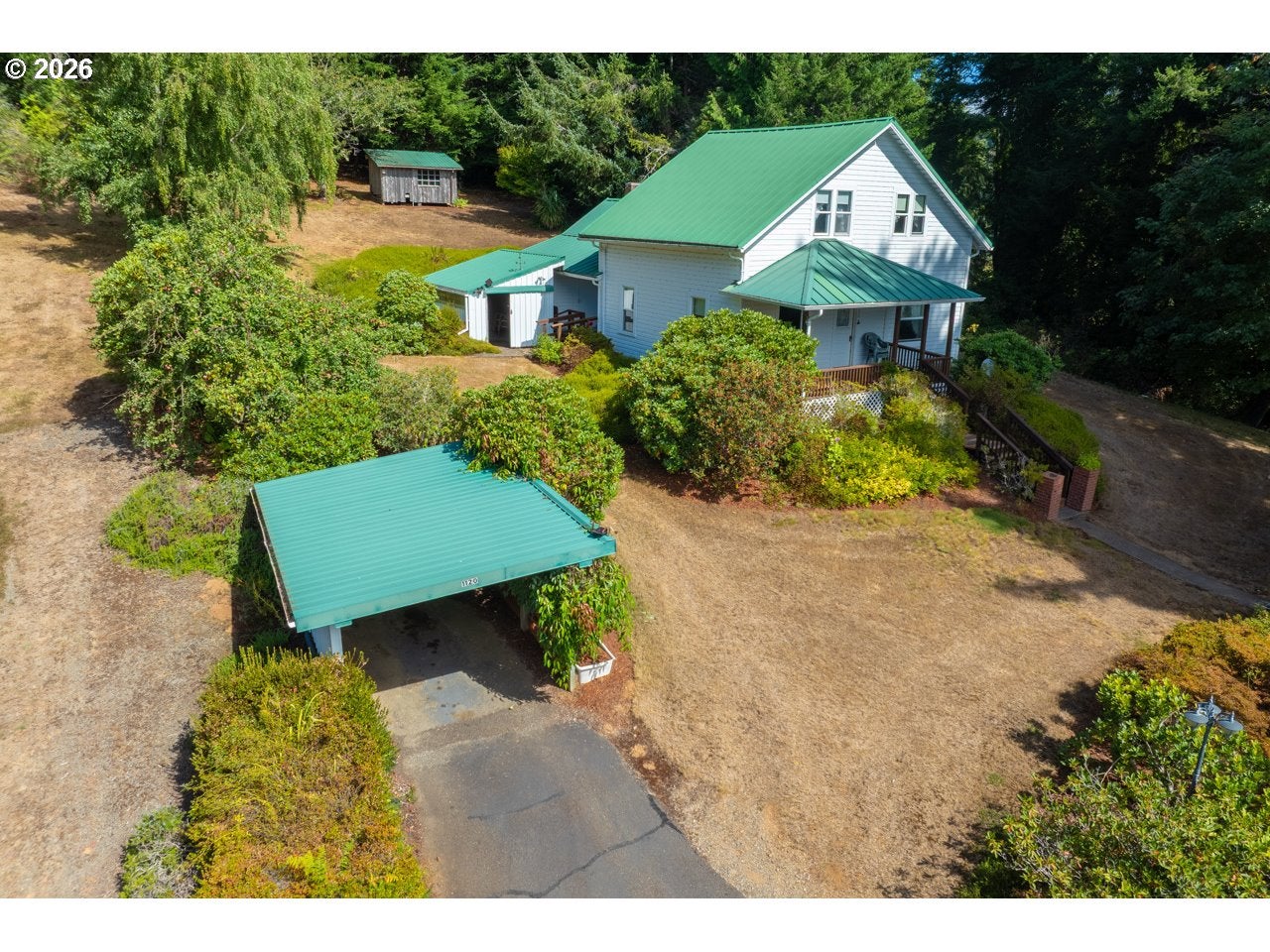 1120 LOWER SMITH RIVER RD