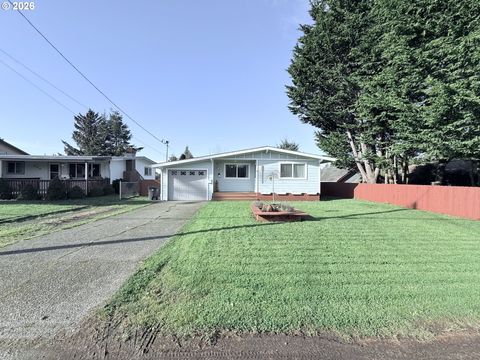 370 N WALL ST Coos Bay OR 97420