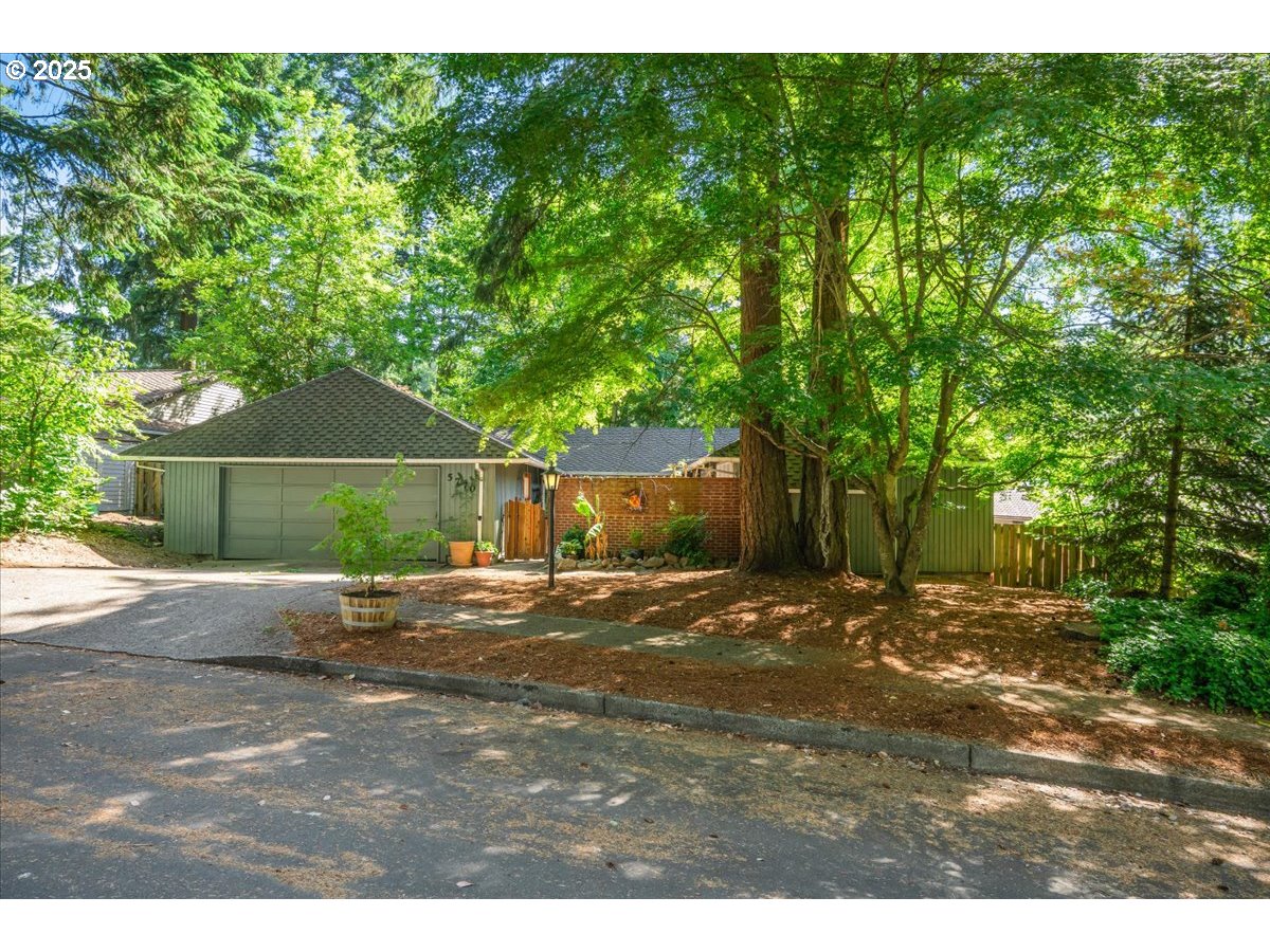 5770 SW Cranberry CT