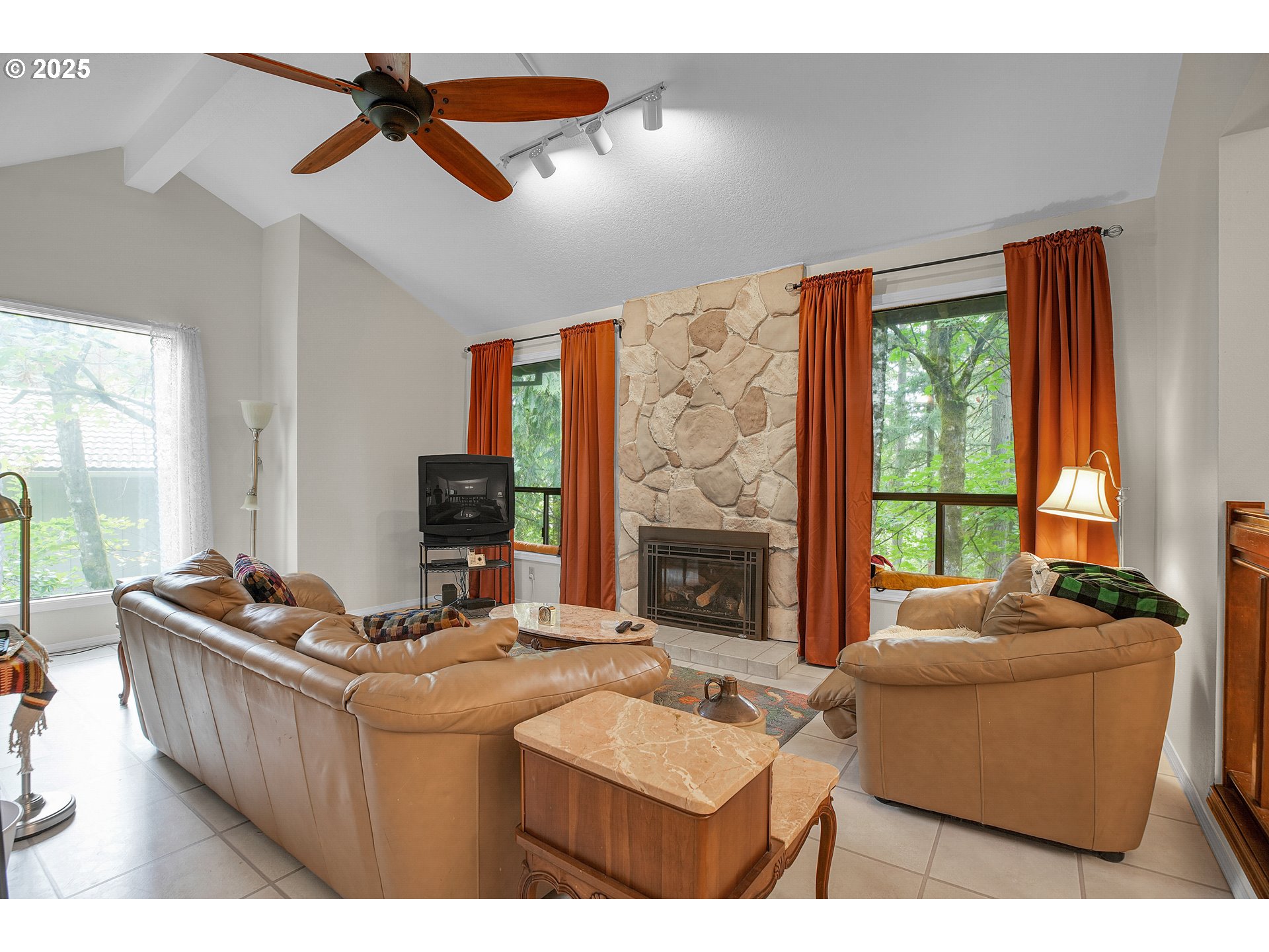 218 CERVANTES B