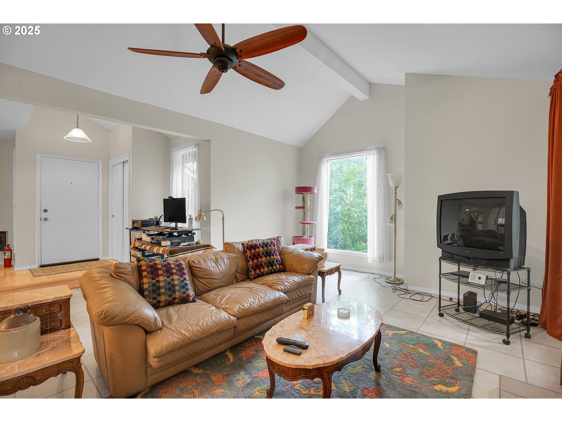 218 CERVANTES B