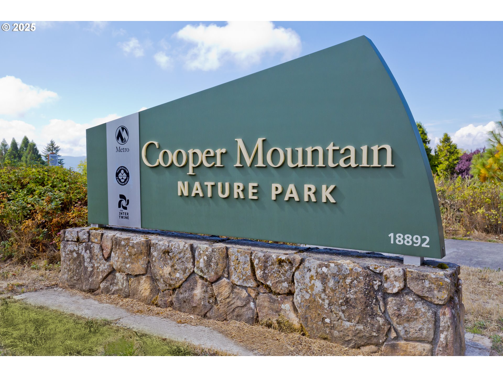 16998 SW Lorikeet LN