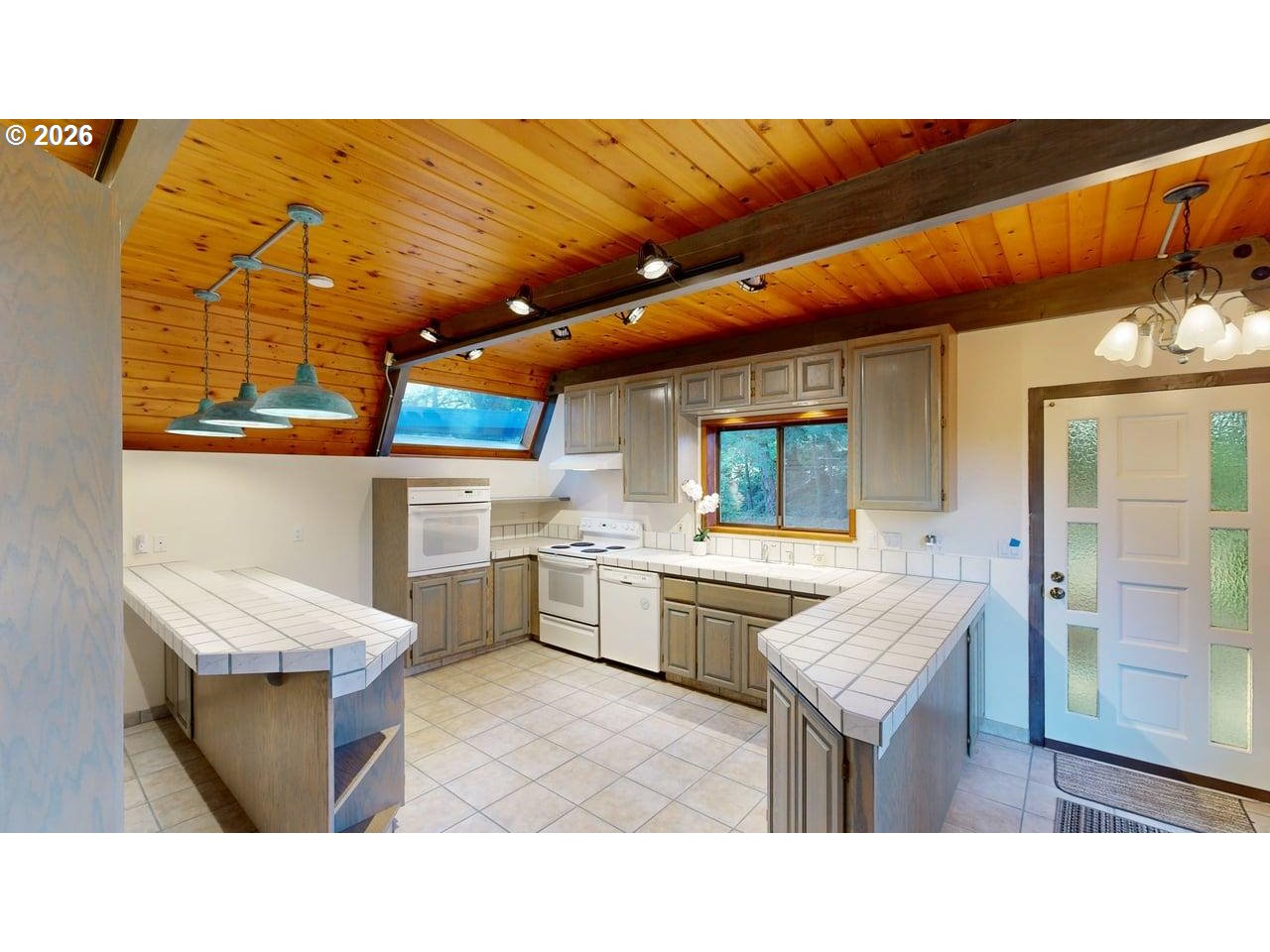 17717 RAINBOW ROCK RD