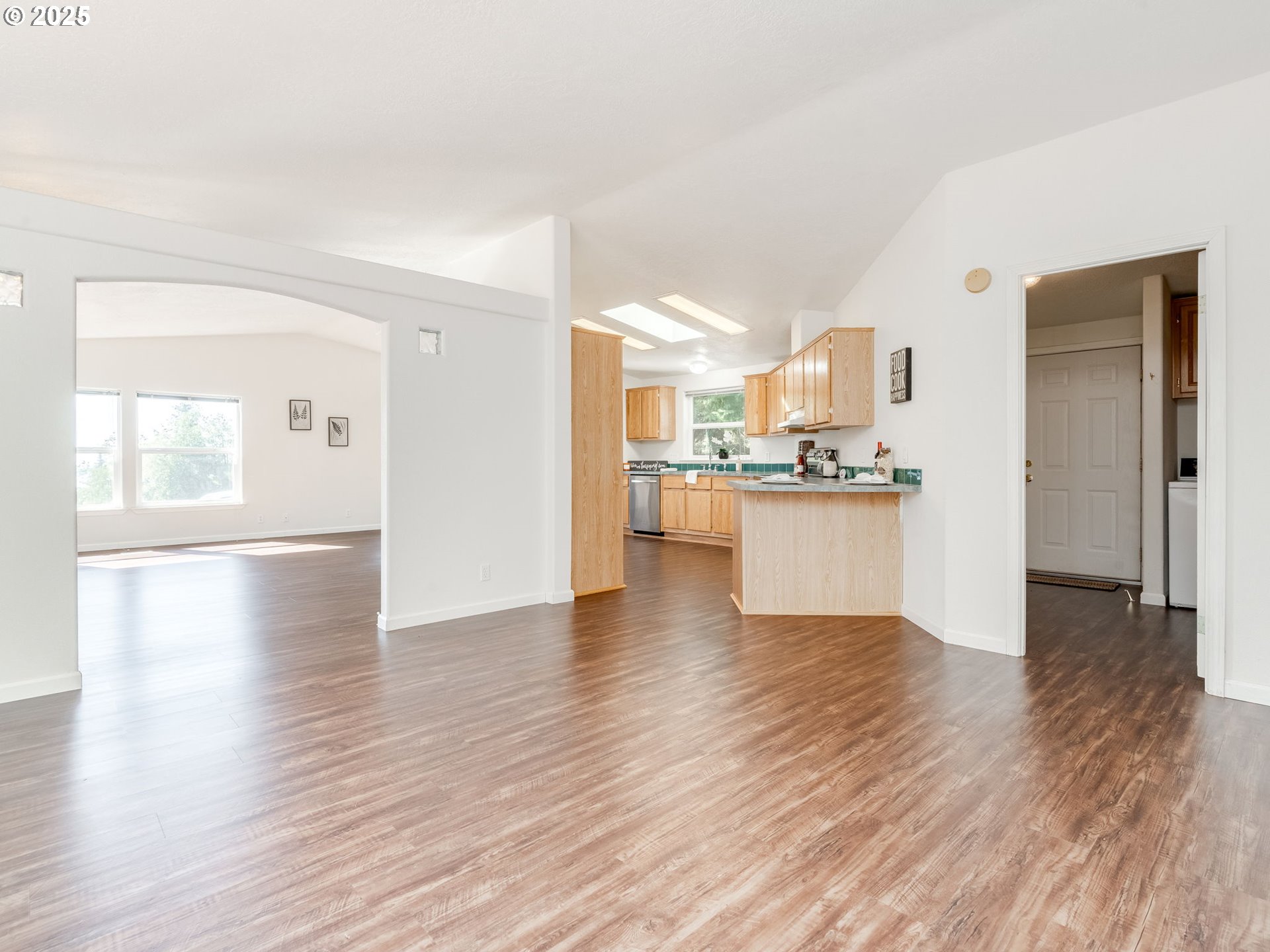 1712 MOUNT PLEASANT RD