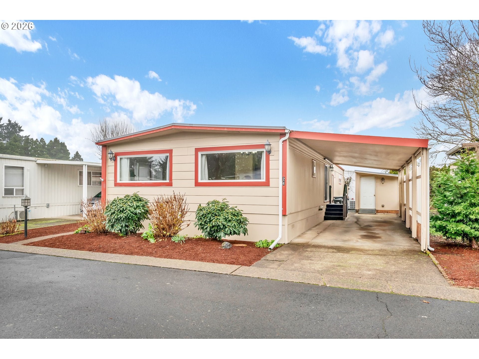 1800 LAKEWOOD CT 24