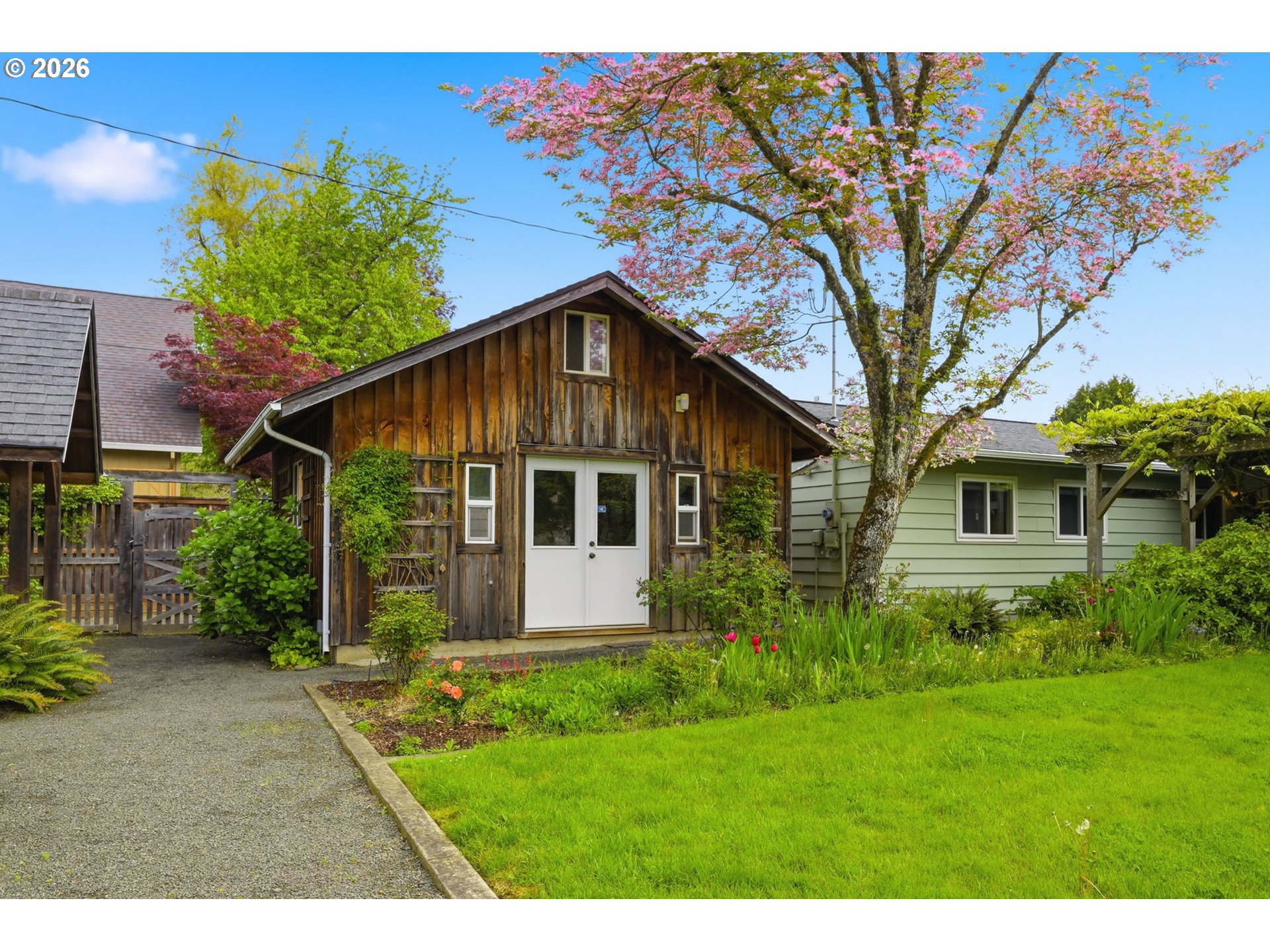 394 CHERRY DR