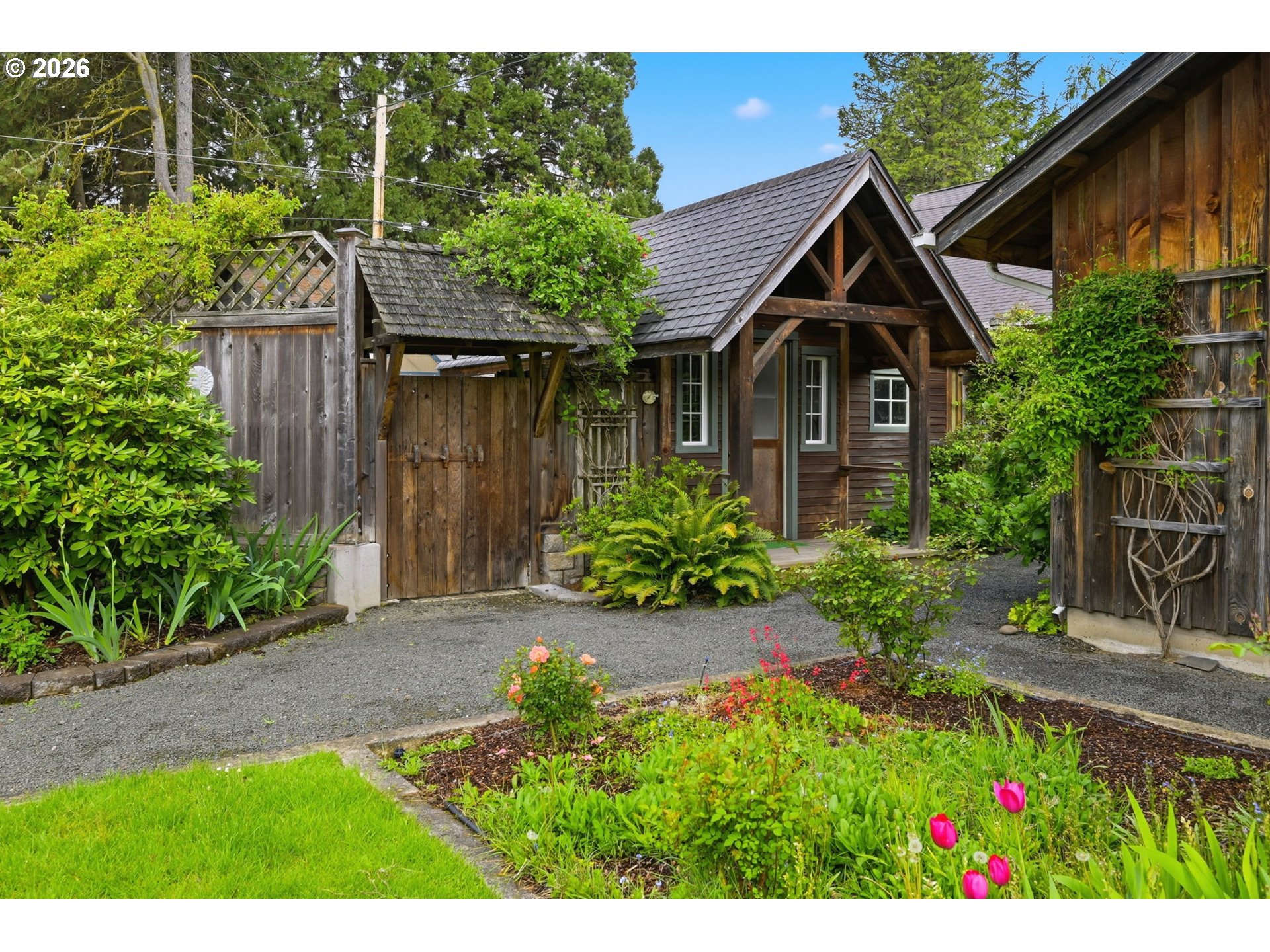 394 CHERRY DR