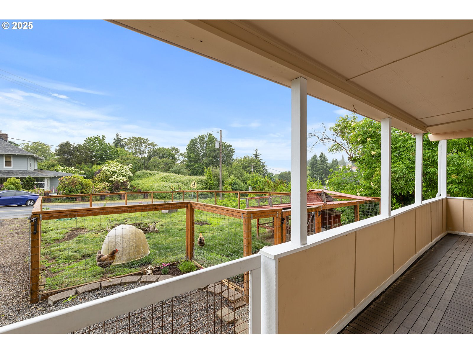 272 MILITARY RD