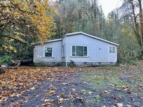 A home in Scappoose