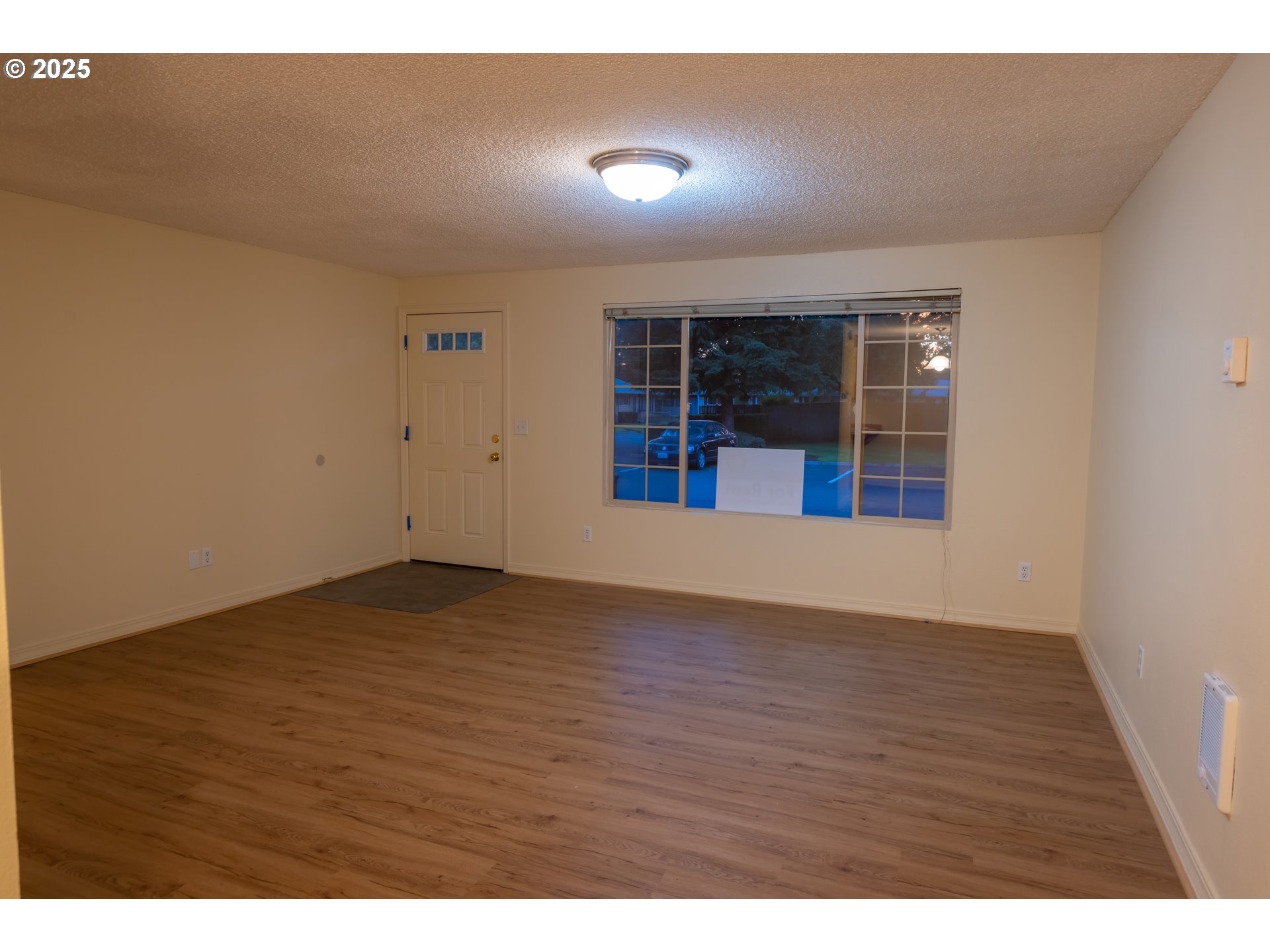 3600 A ST 16