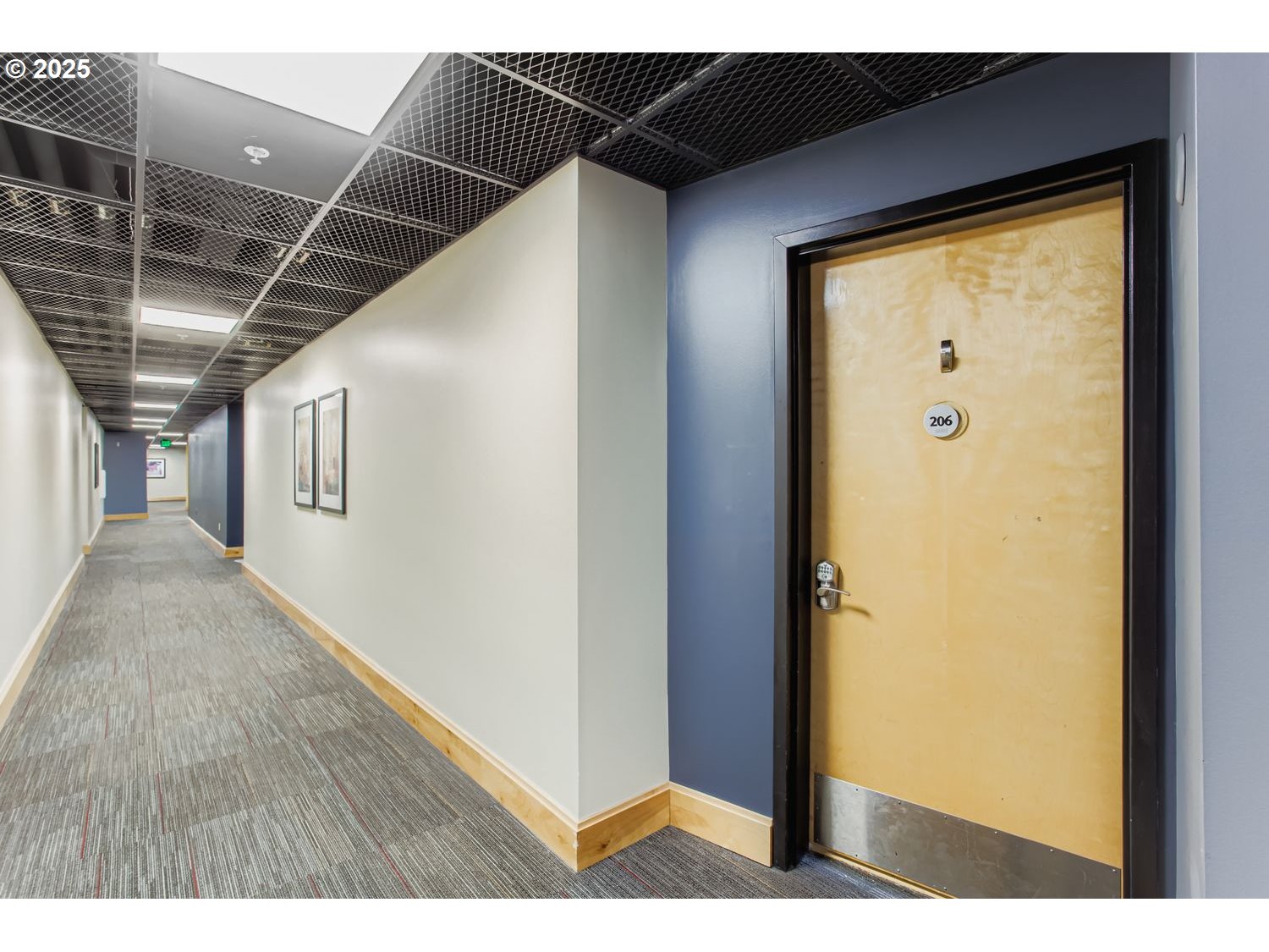 12600 SW CRESCENT ST 206