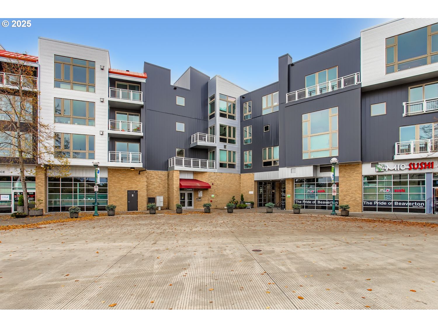 12600 SW CRESCENT ST 206