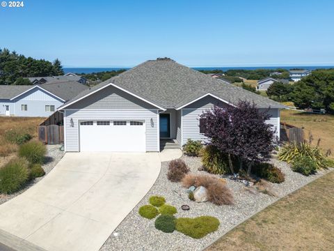 858 Spyglass Drive Bandon OR 97411