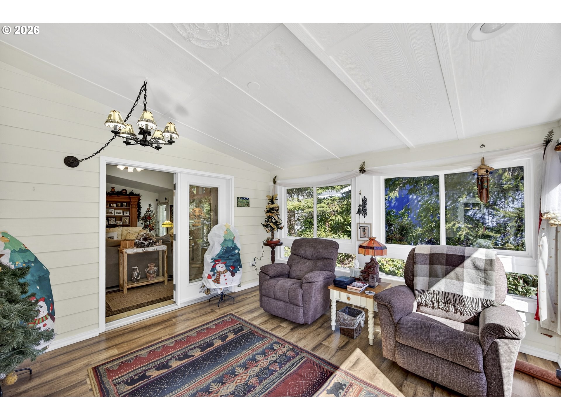 421 SHERWOOD LOOP