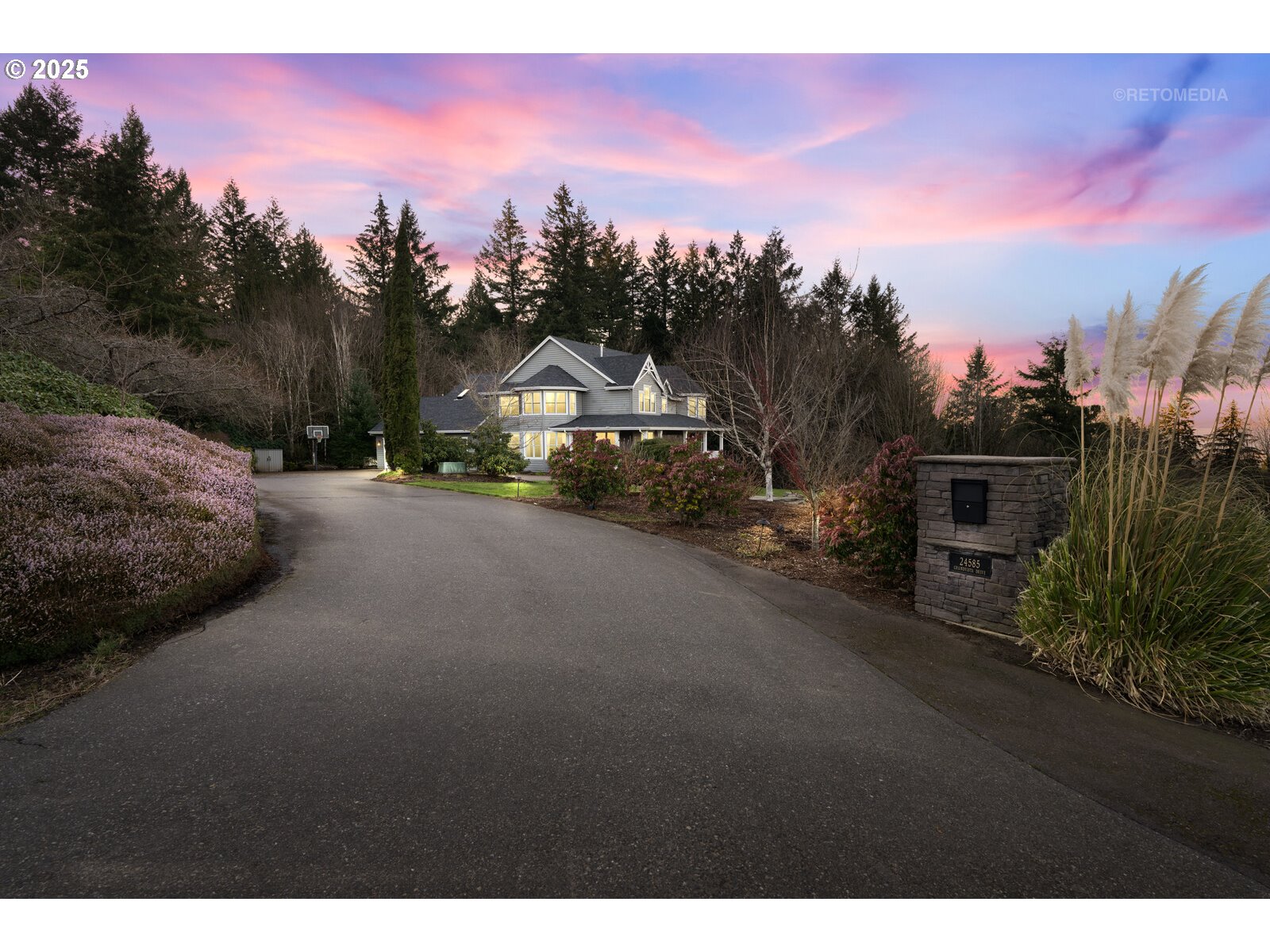 24585 SW GRANDVISTA DR