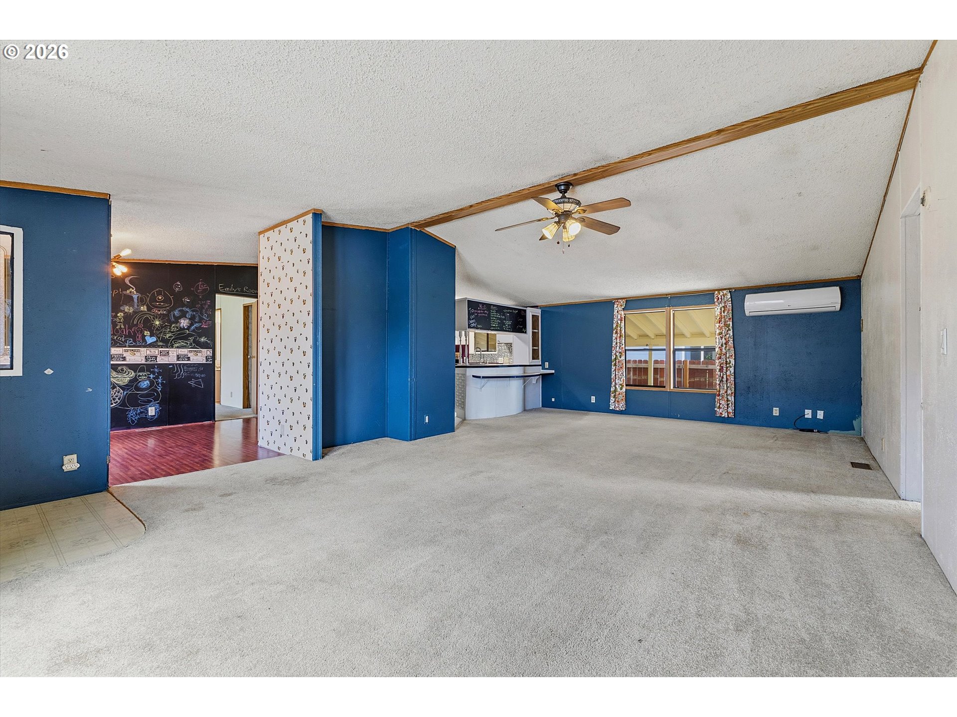 301 E COLUMBIA DR 50