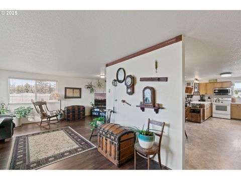 A home in Prineville