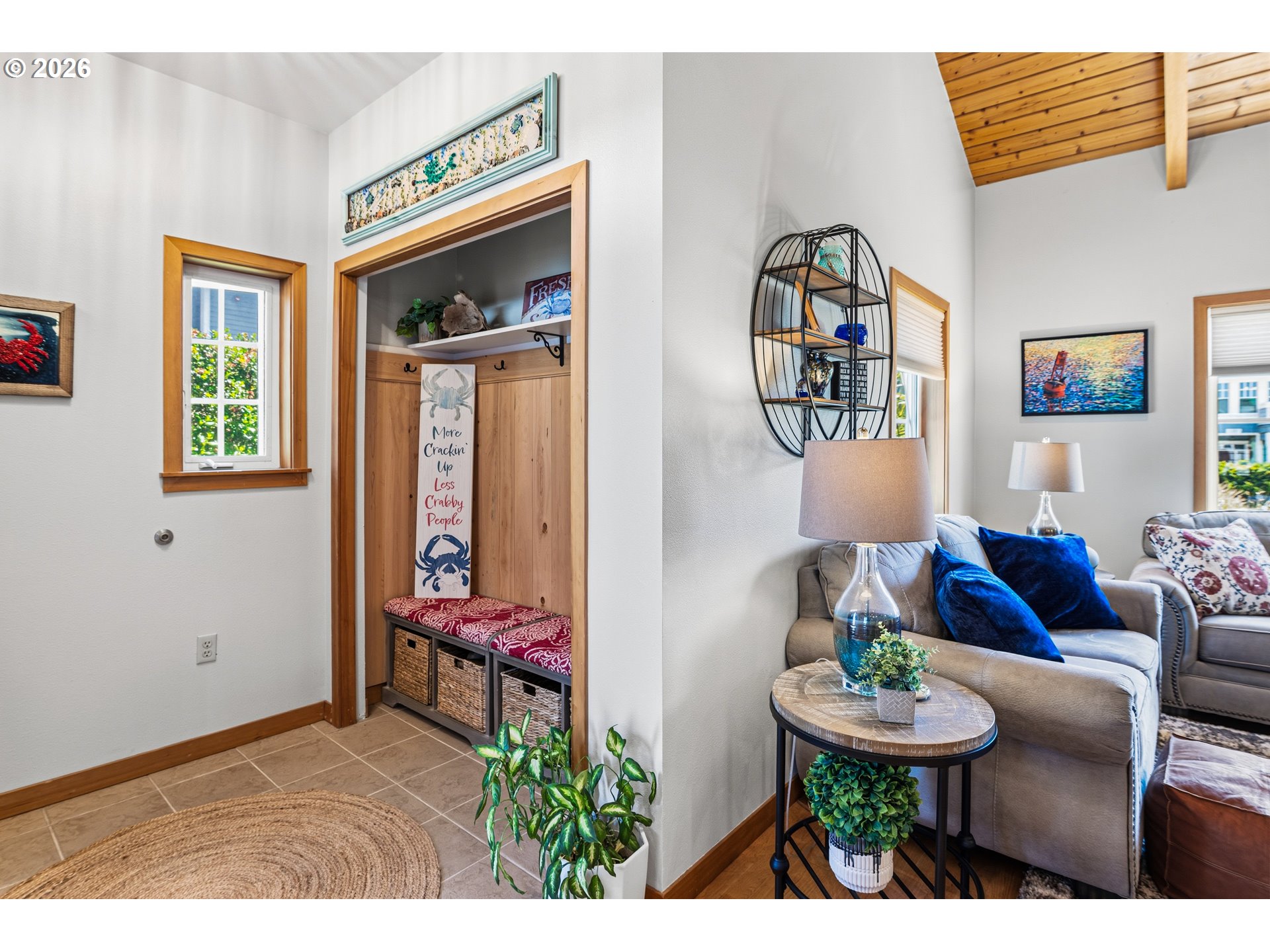 1324 VILLAGE LOOP