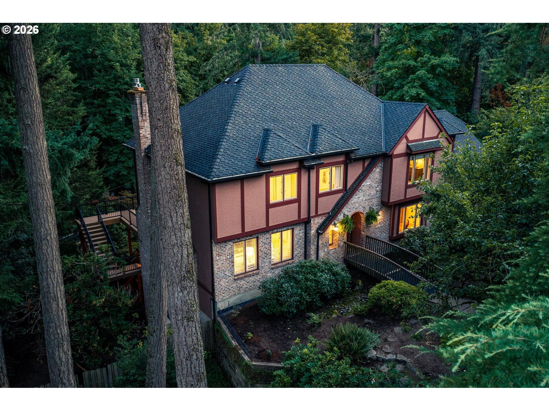 2726 SW 28TH DR