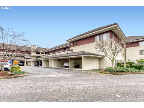 5150 S LANDING DR 302B2 Portland OR 97239