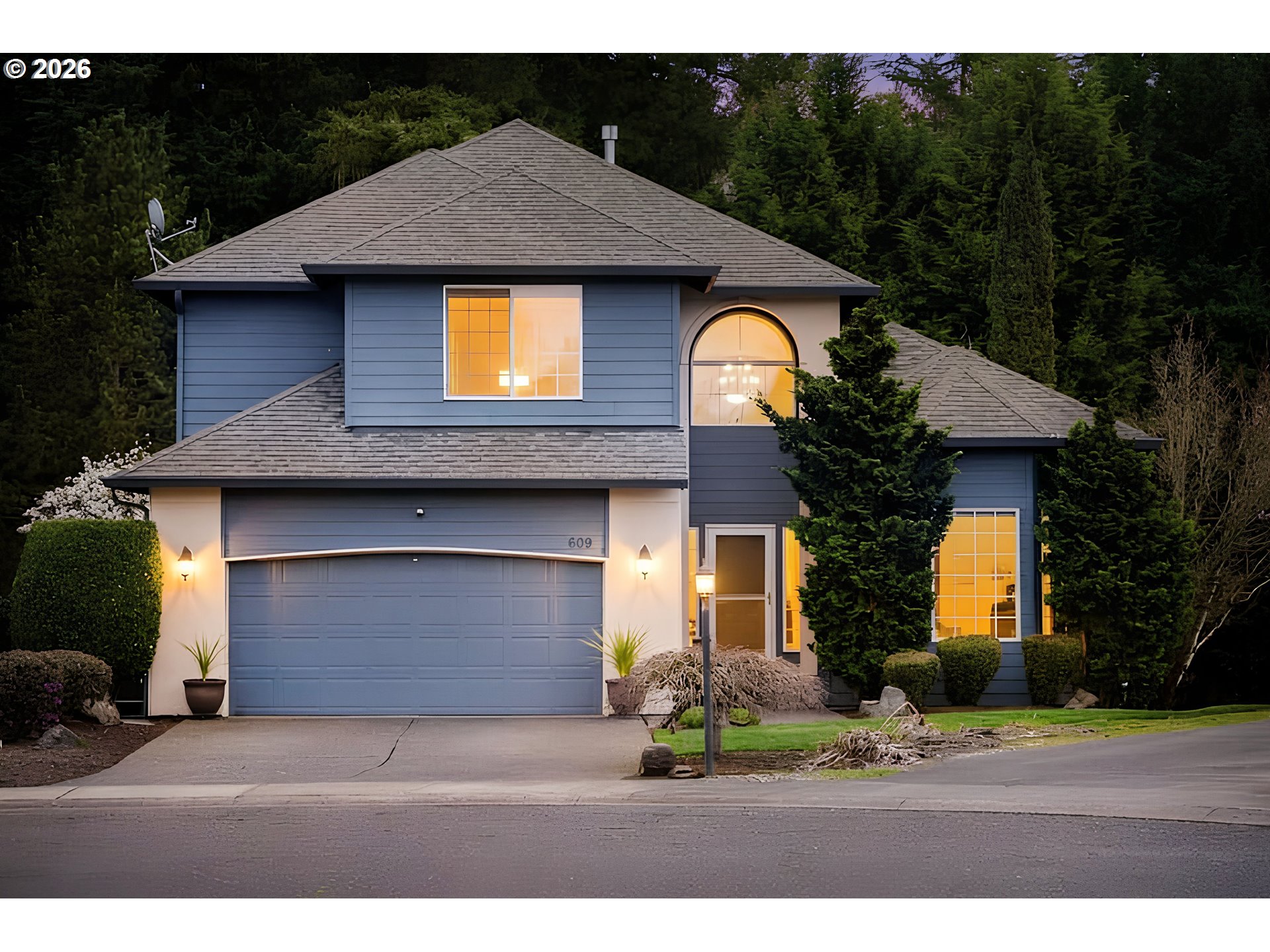 Photo 1 of 48 — 609 NE 115TH CIR, Vancouver, WA 98685