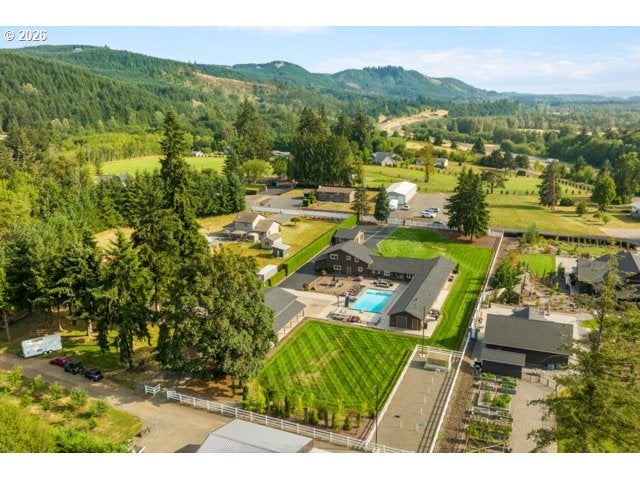 109 BOND DR