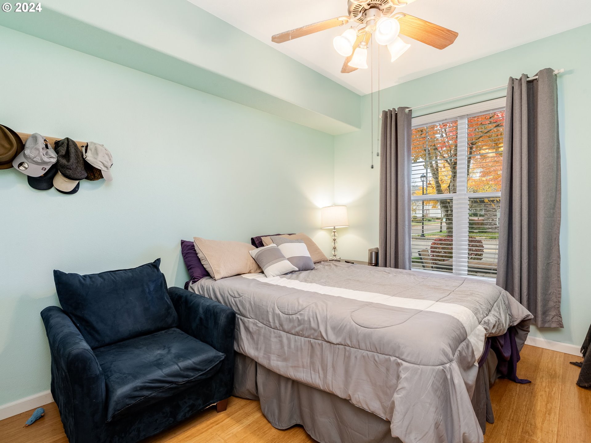 Hillsboro, Oregon 97006, United States, 2 Bedrooms Bedrooms, ,1 BathroomBathrooms,Residential,Pending,34529