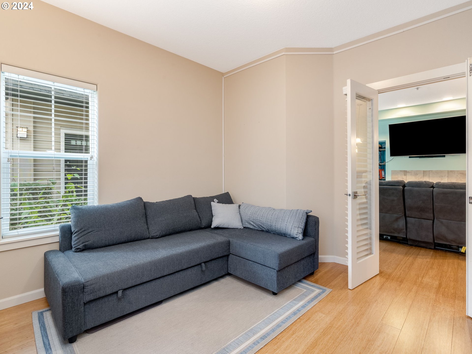 Hillsboro, Oregon 97006, United States, 2 Bedrooms Bedrooms, ,1 BathroomBathrooms,Residential,Pending,34529