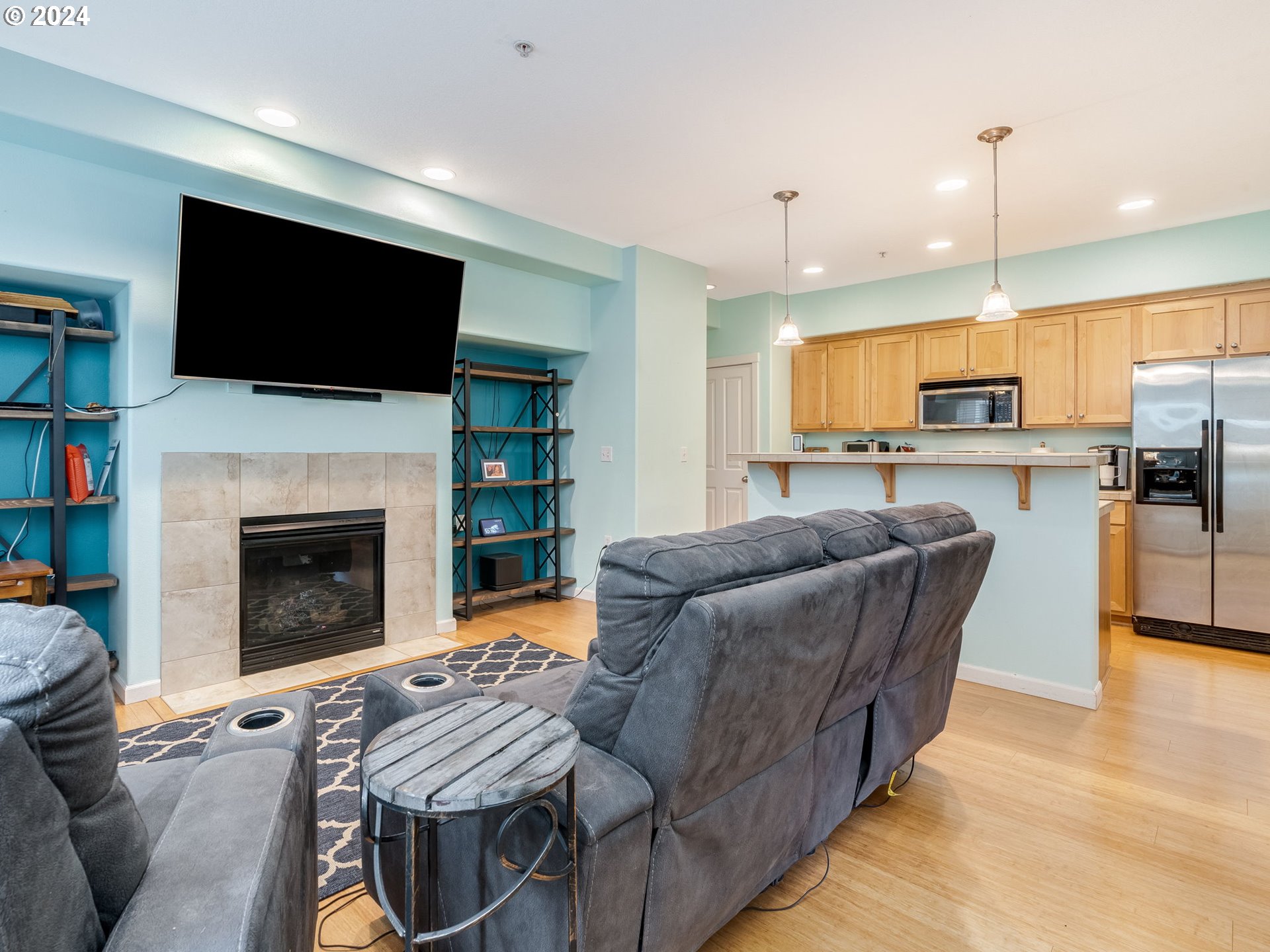 Hillsboro, Oregon 97006, United States, 2 Bedrooms Bedrooms, ,1 BathroomBathrooms,Residential,Pending,34529