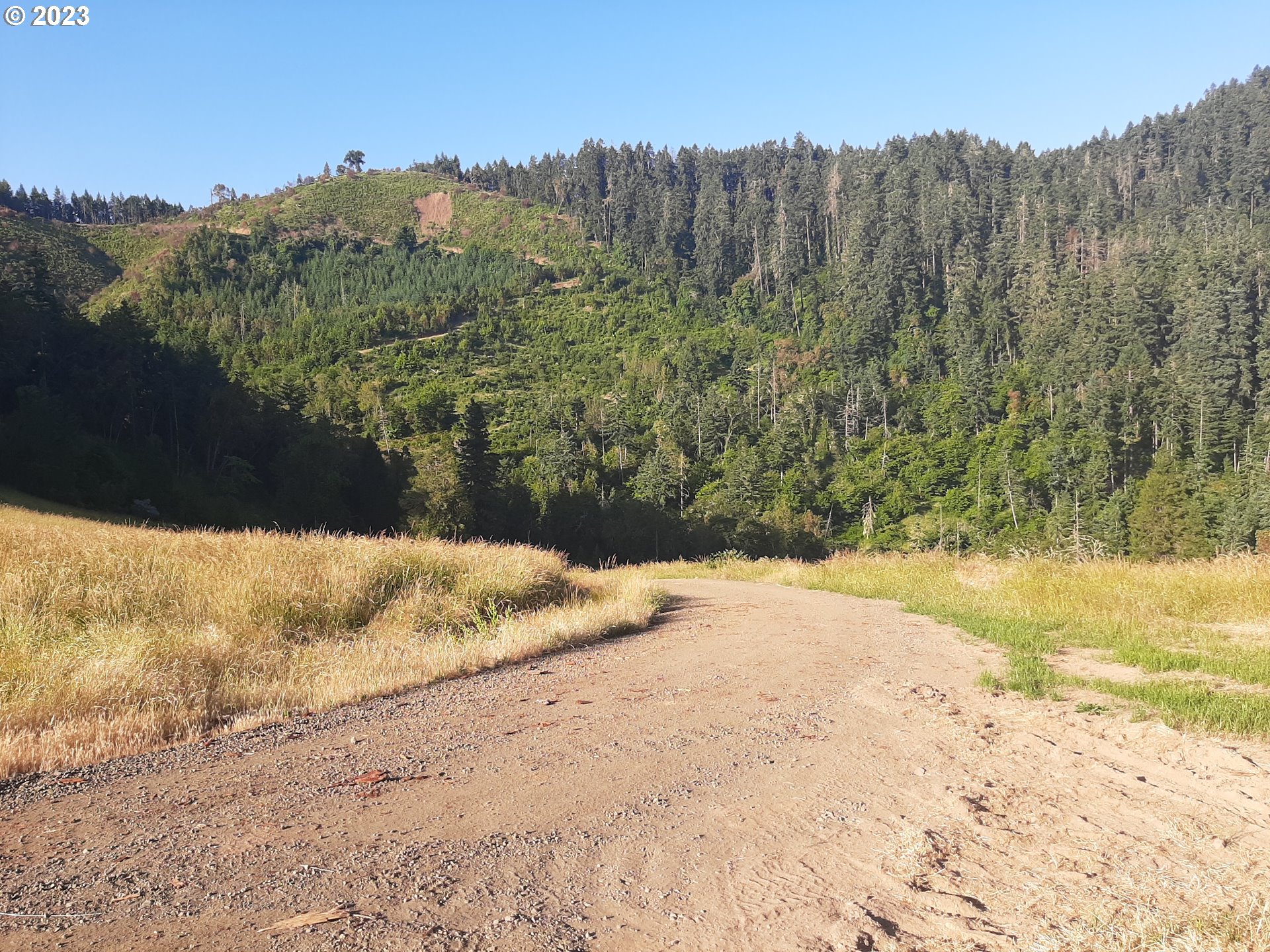 Winston, Oregon 97496, United States, ,Residential,Active,72283